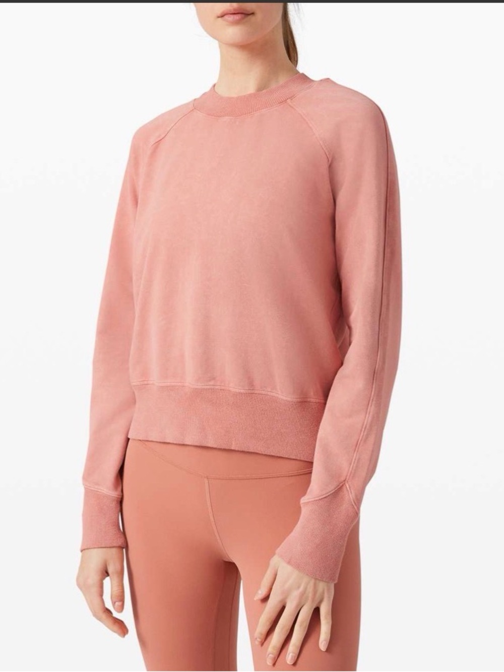 Lululemon Ready to Roll Crew *Dye
Acid Rubber Dye Rustic Coral